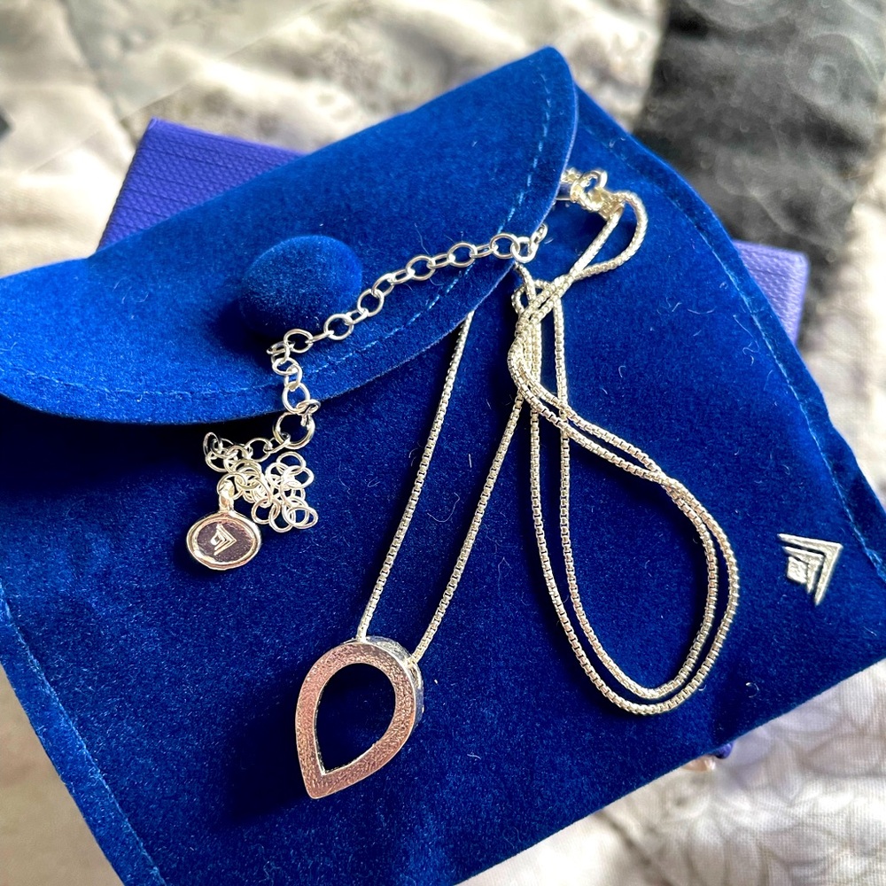 Silpada drop necklace sterling silver